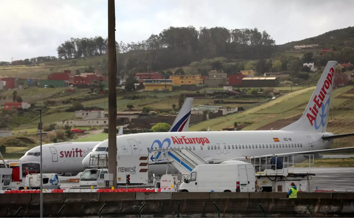 Aerolíneas en el aeropuerto Tenerife Norte / EFE