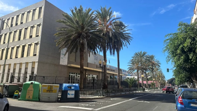 El Paseo de Tomás Morales / AH El Paseo de Tomás Morales / AH