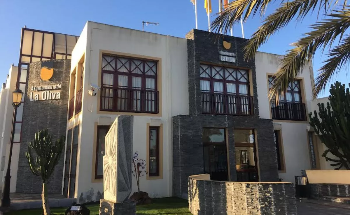 El Ayuntamiento de La Oliva, en Fuerteventura. / AH