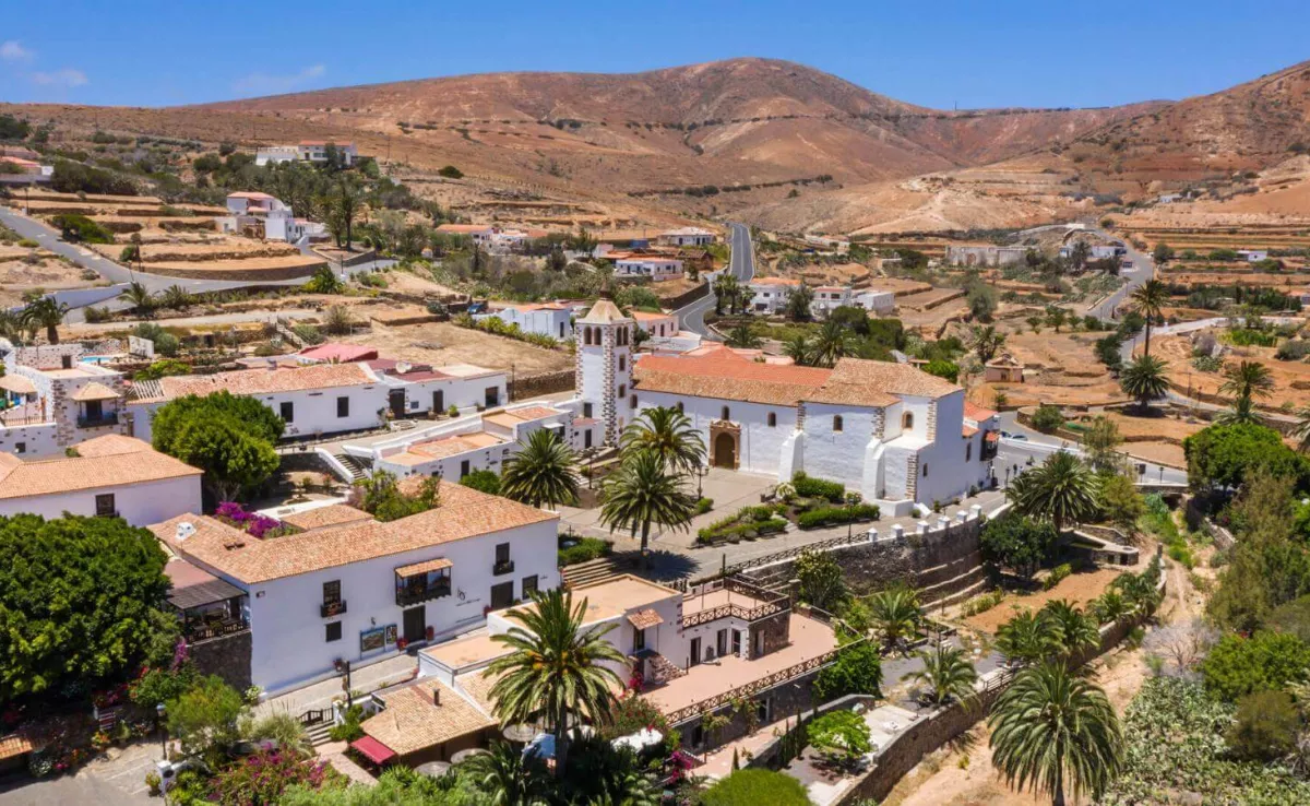 Imagen de Betancuria, el pueblo más antiguo de Canarias / TURISMO DE FUERTEVENTURA