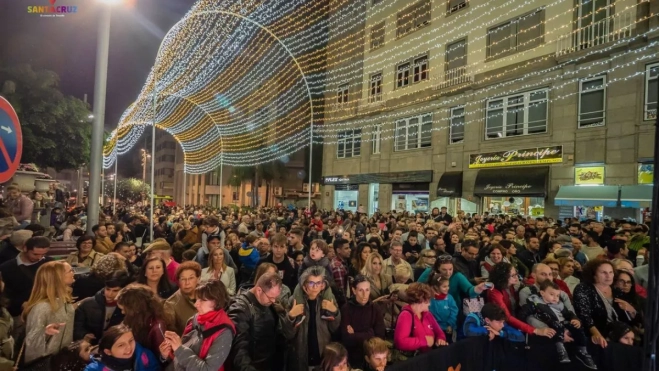 Imagen de uno de los encendidos de luces de Navidad en Santa Cruz / AYUNTAMIENTO DE SANTA CRUZ DE TENERIFE Imagen de uno de los encendidos de luces de Navidad en Santa Cruz / AYUNTAMIENTO DE SANTA CRUZ DE TENERIFE