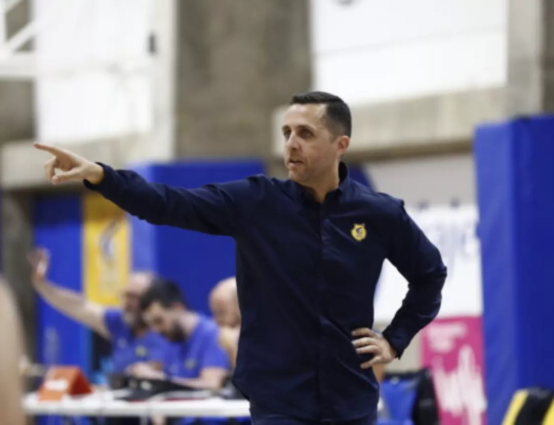 El entrenador del filial del Granca, Pablo Melo, dimite por injerencias pese a tener al equipo invicto. / CB GRAN CANARIA