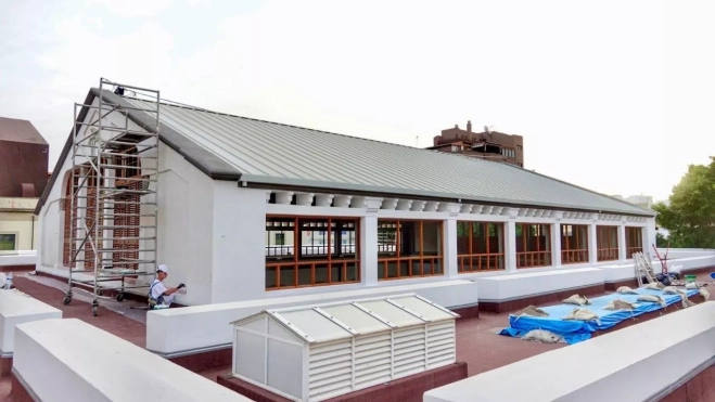 Obras en el techo del Espacio R-Ecova