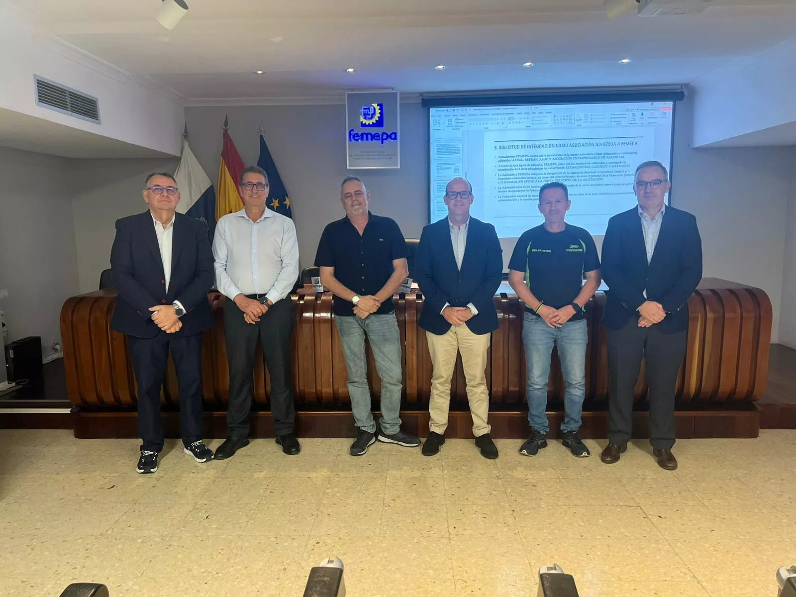 Miller Bajo crea su asociación empresarial para mejorar competitividad e infraestructuras