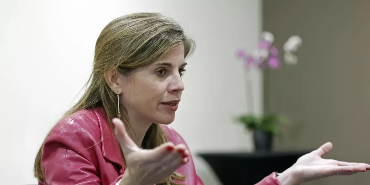 La psiquiatra española Marian Rojas Estapé habla durante una entrevista / EFE