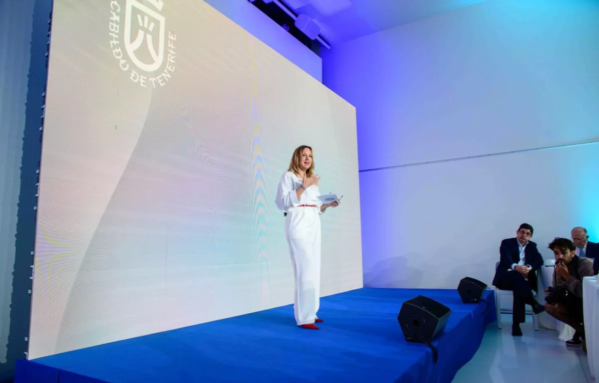 rLa presidenta del Cabildo de Tenerife, Rosa Dávila, durante la presentación del estudio sobre el impacto económico de la inversión pública insular, celebrada en La Laguna.osa davila