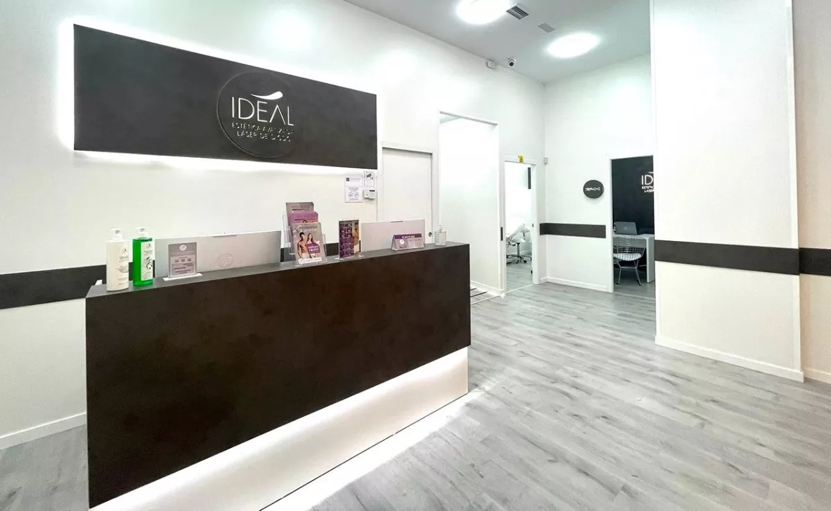 Antiguo local de Centros Ideal en el centro comercial Meridiano./ IDEAL