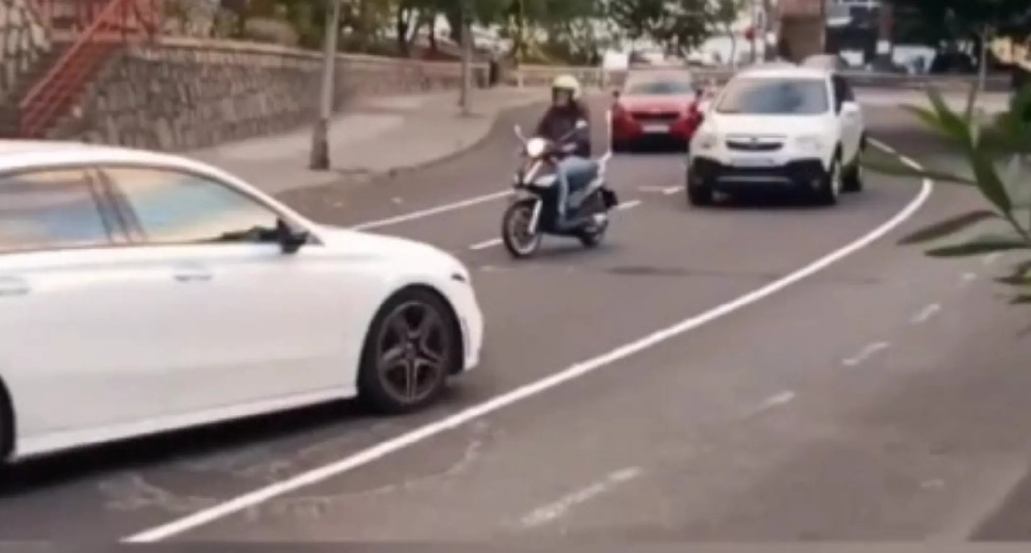 Las Palmas reajusta el carril bici del Barranquillo de Don Zoilo. / AH