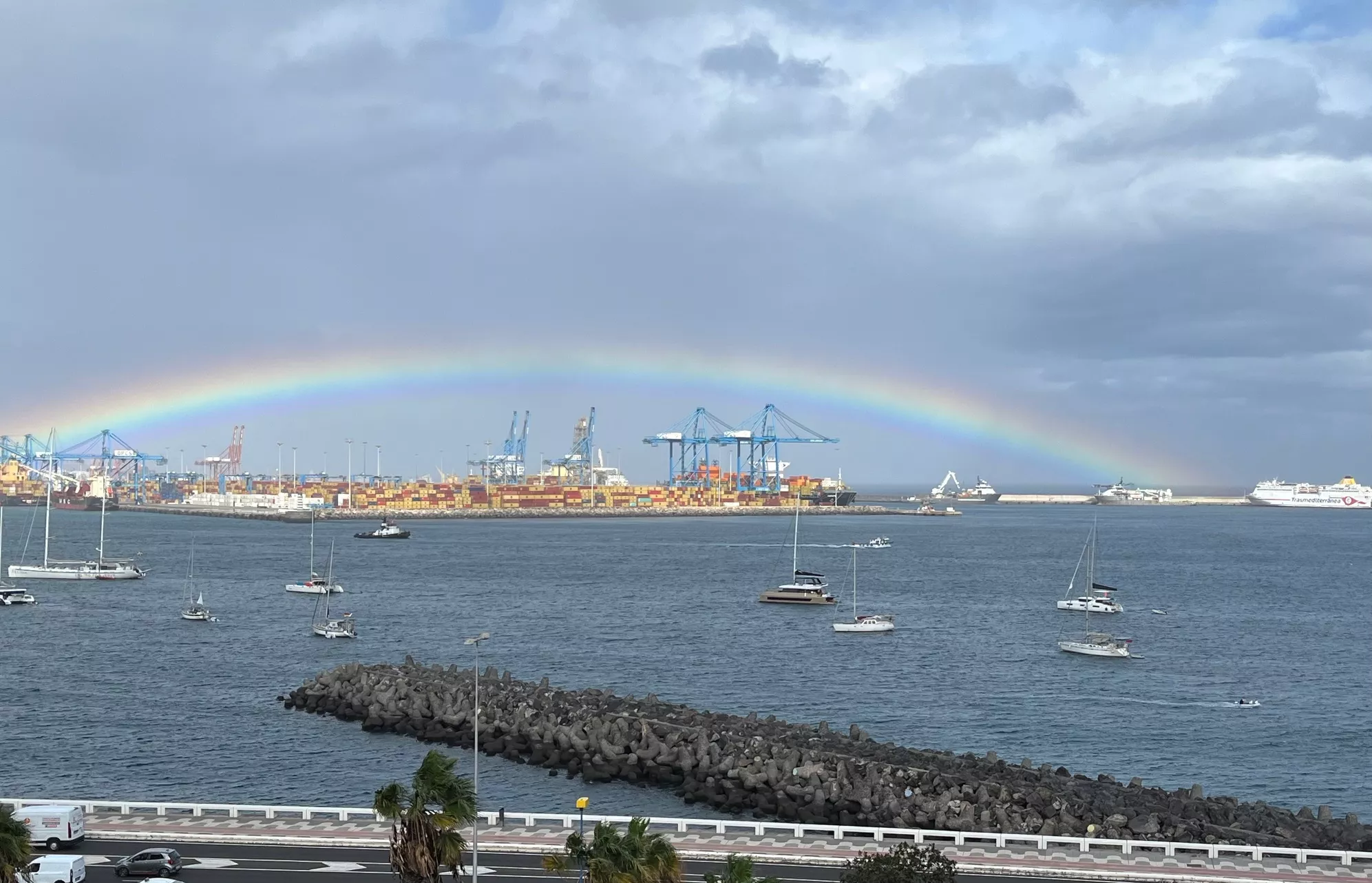 Imagen del arcoíris el pasado 13 de noviembre en Las Palmas de Gran Canaria. / AH