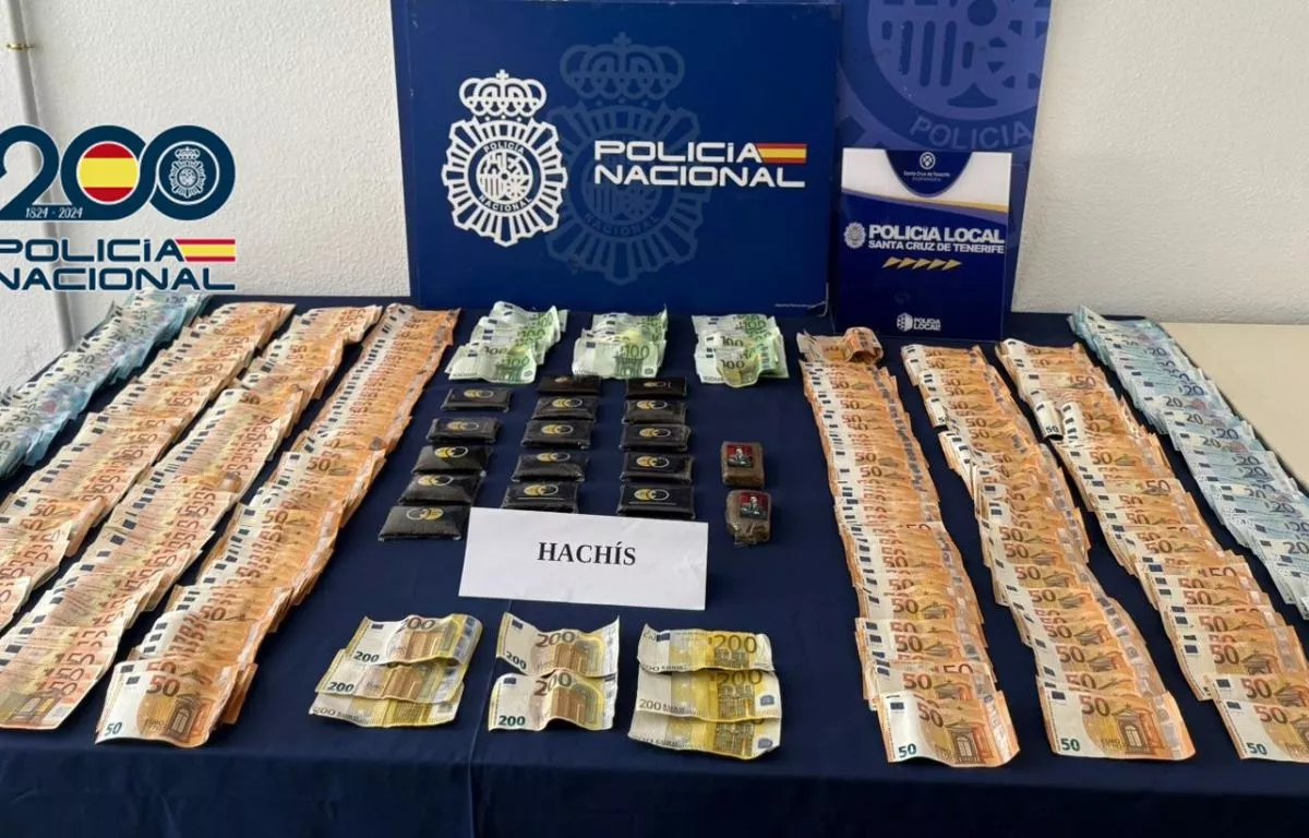 Una discusión doméstica destapa en Ofra un punto de droga con hachís y casi 45.000 euros. POLICIA NACIONAL