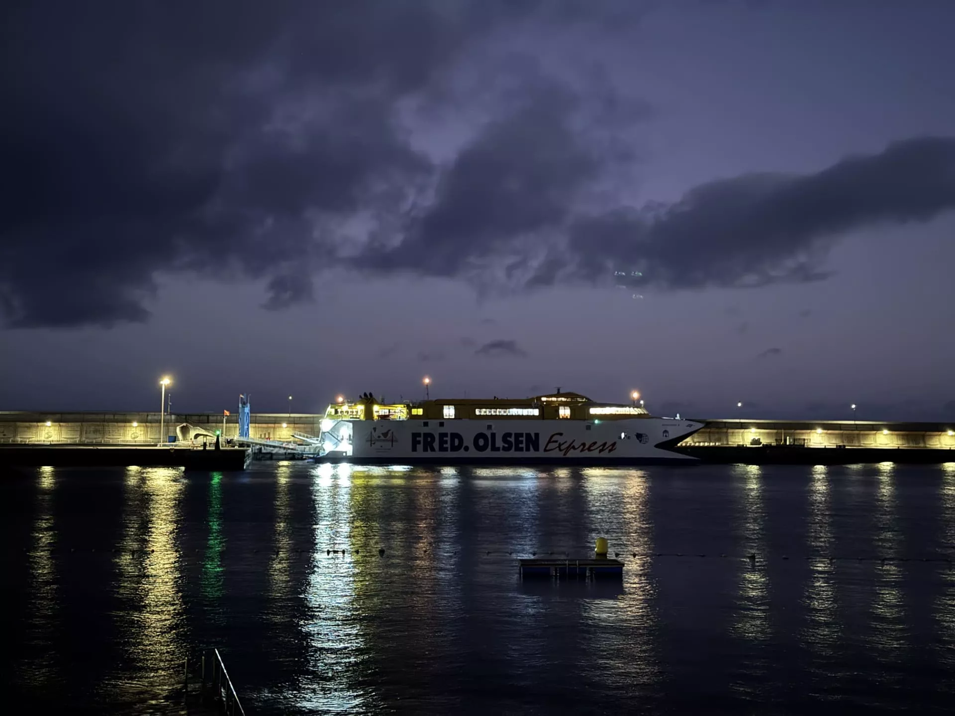 Imagen de un barco Fred. Olsen Express. / FRED OLSEN