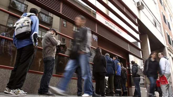 Una oficina de empleo en Canarias / EFE