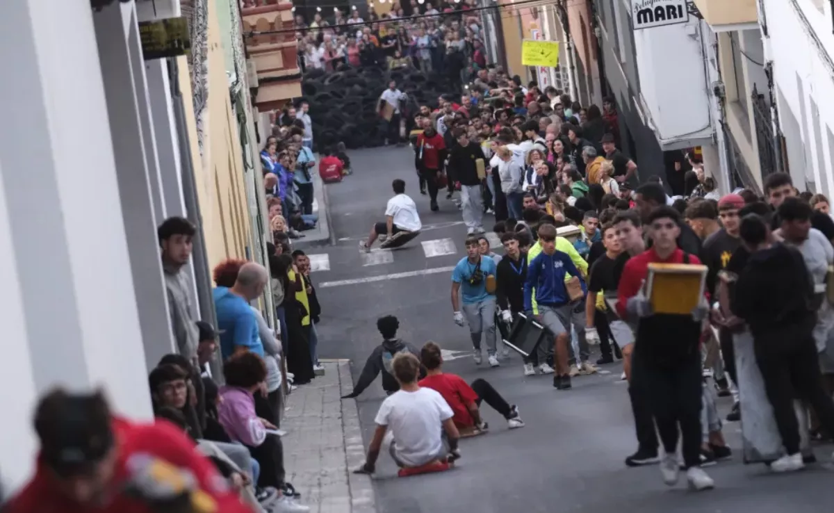 Imagen de la gente disfrutando de las Tablas de San Andrés / EFE