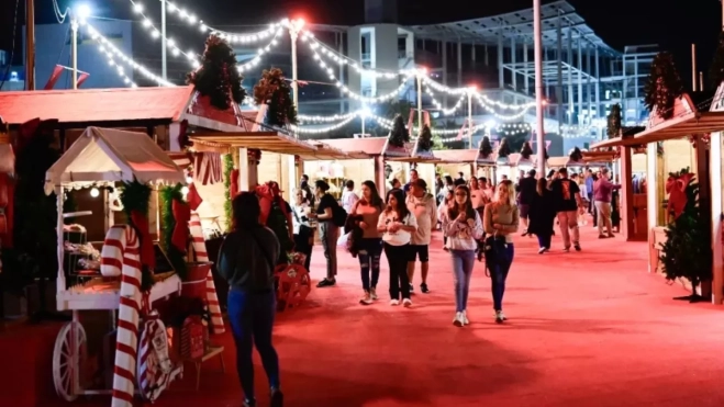Imagen del mercadillo navideño de Santa Catalina en 2024 / AH
