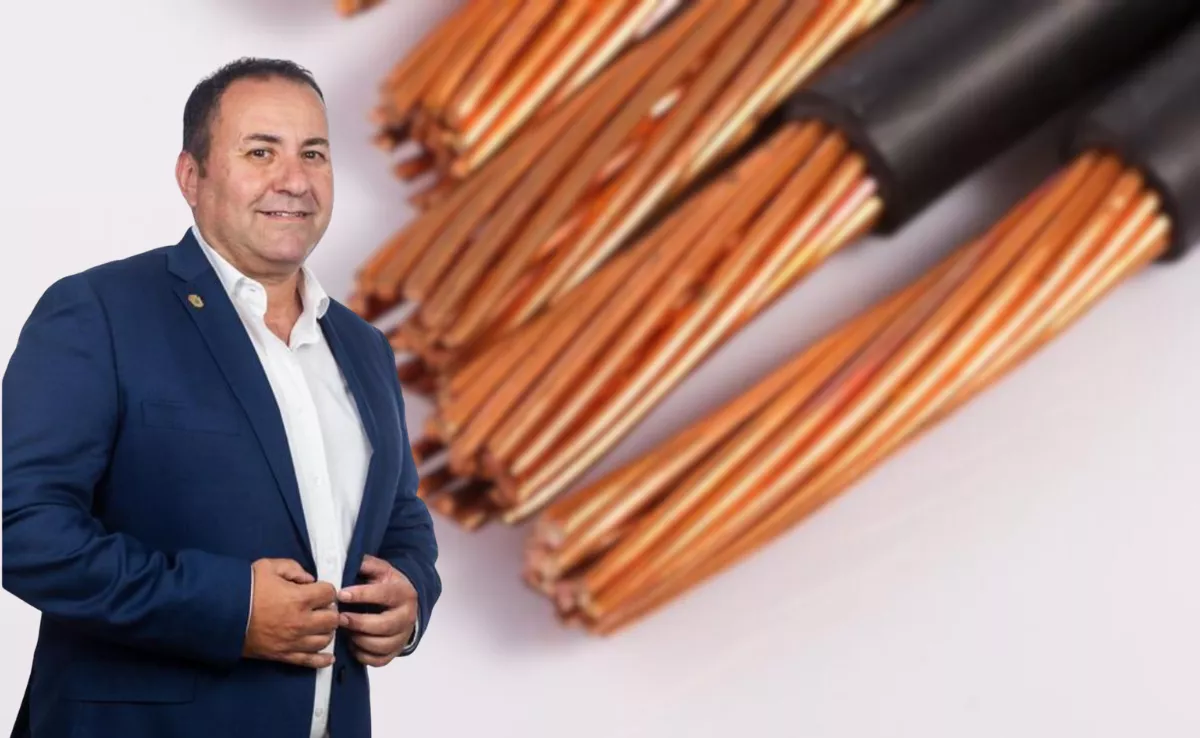 El concejal de Obras de Santa Brígida, Javier Ramírez Mendoza./ MONTAJE AH