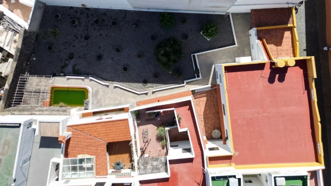 Vista de dron de la vivienda en Garachico / CEDIDA Vista de dron de la vivienda en Garachico / CEDIDA