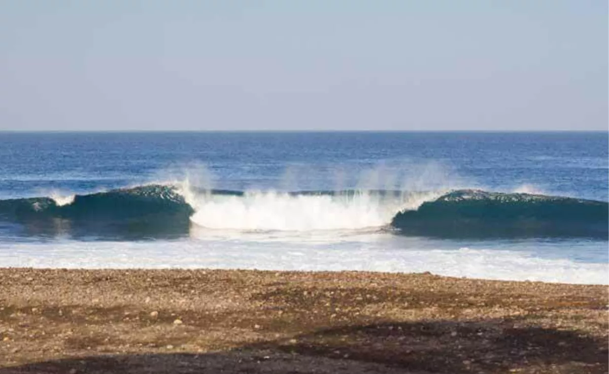 Punta Blanca, la ola de Tenerife que ha motivado la agresión de un surfista local a otro venezolano. / TURISMO