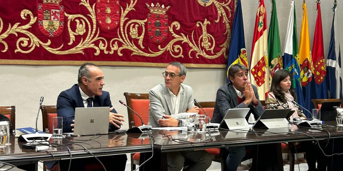 El PP defiende dos reformas clave del REF / PP