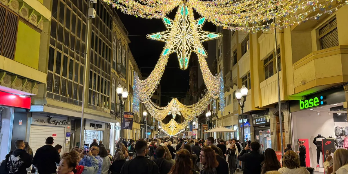 Imagen del encendido en Triana / AH