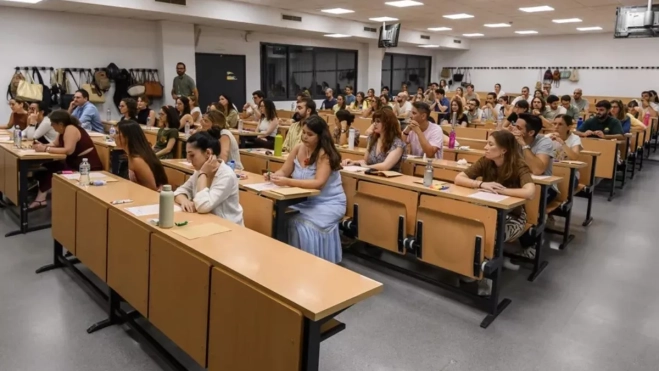 Una imagen de archivo de jóvenes / EFE Una imagen de archivo de jóvenes / EFE