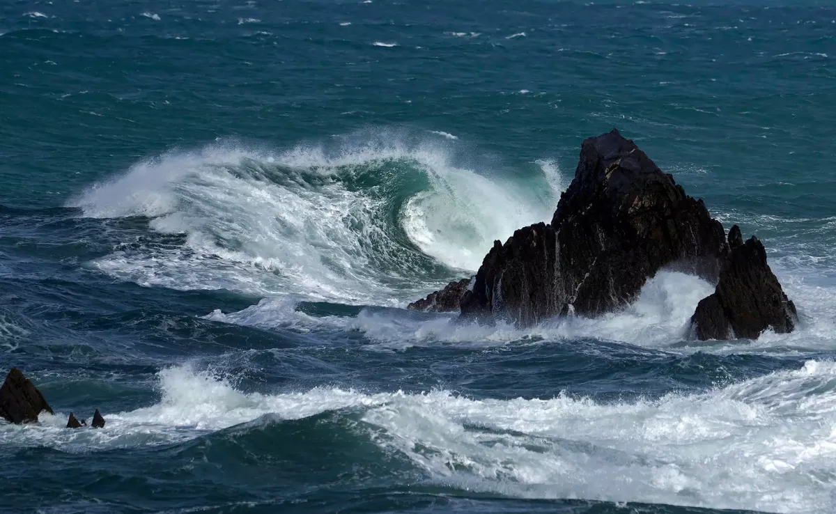 Imagen de una zona con mala mar / EFE