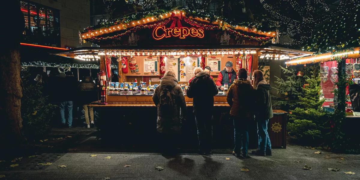 Imagen de un mercadillo de Navidad / PEXELS 