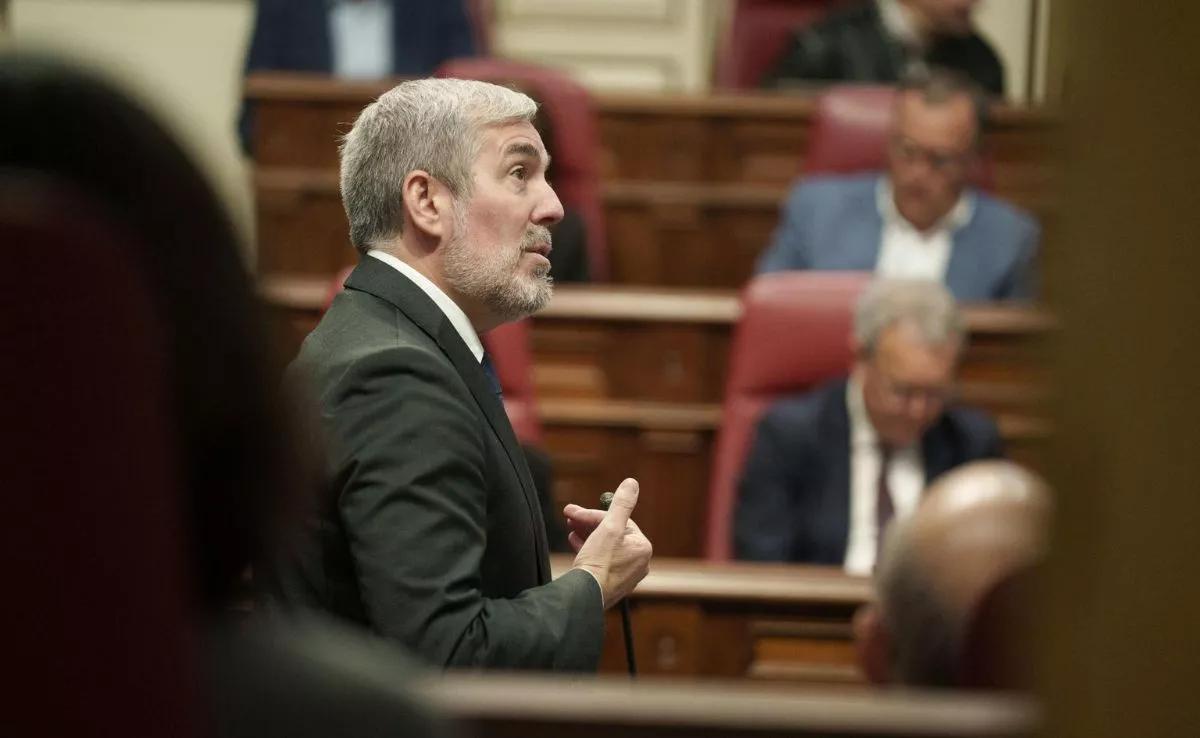 Fernando Clavijo, en el Parlamento de Canarias. /EFE