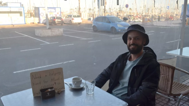 Omar Nok, antes de lograr enrolarse para cumplir su sueño. / AH 