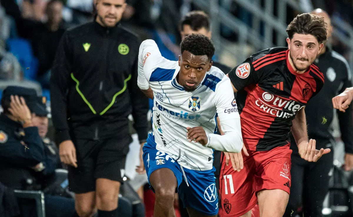 Un lance del partido entre el CD Tenerife y La Ponferradina. / CD TENERIFE