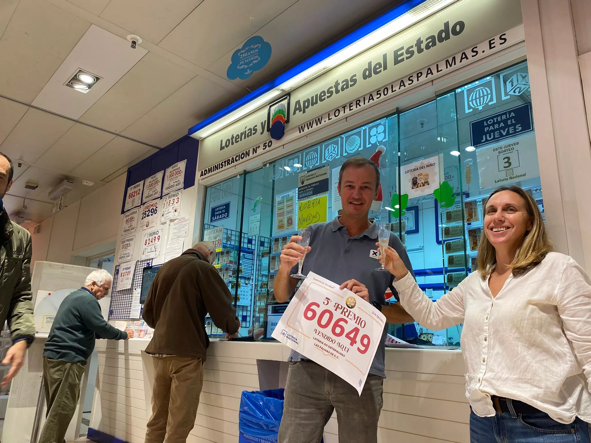 Administración de Loterías y Apuestas del Estado donde se ha vendido el quinto premio 60649, en Las Palmas de Gran Canaria. AH