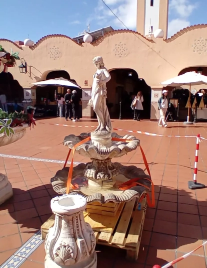 Antigua fuente del mercado|AH