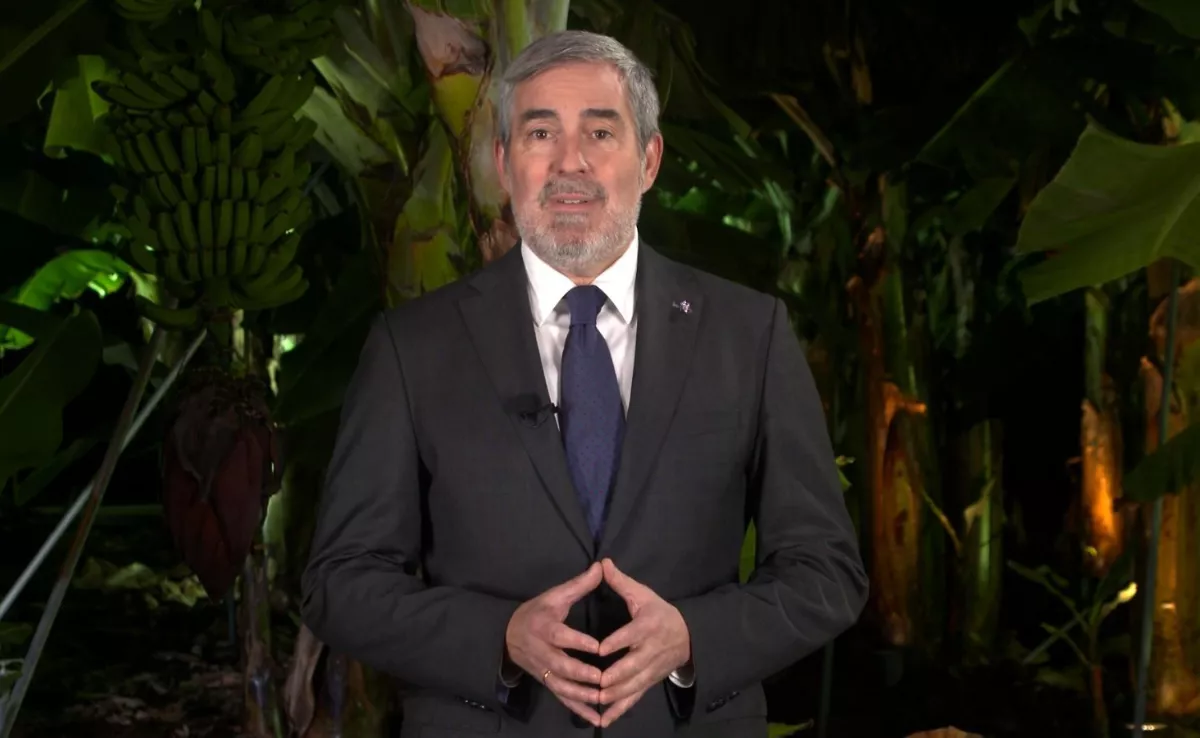 El presidente de Canarias, Fernando Clavijo, durante su discurso de Fin de Año, despidiendo el 2025 / GOBIERNO DE CANARIAS