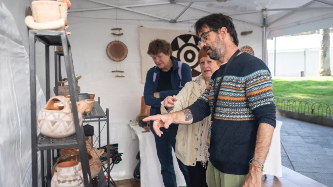 Uno de los puestos de los 106 artesanos que participan en la Feria / CABILDO DE GRAN CANARIA Uno de los puestos de los 106 artesanos que participan en la Feria / CABILDO DE GRAN CANARIA