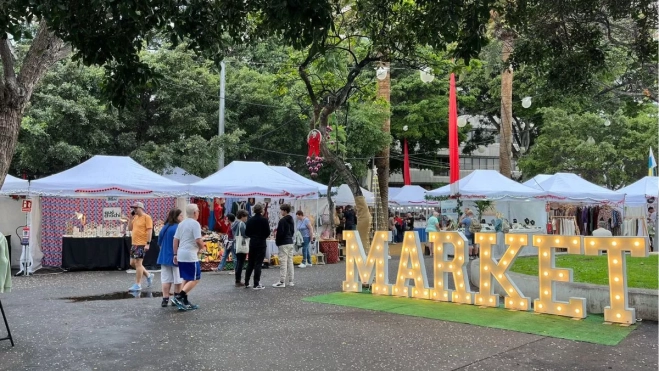 Mercado de Navidad de Santa Cruz. /AH