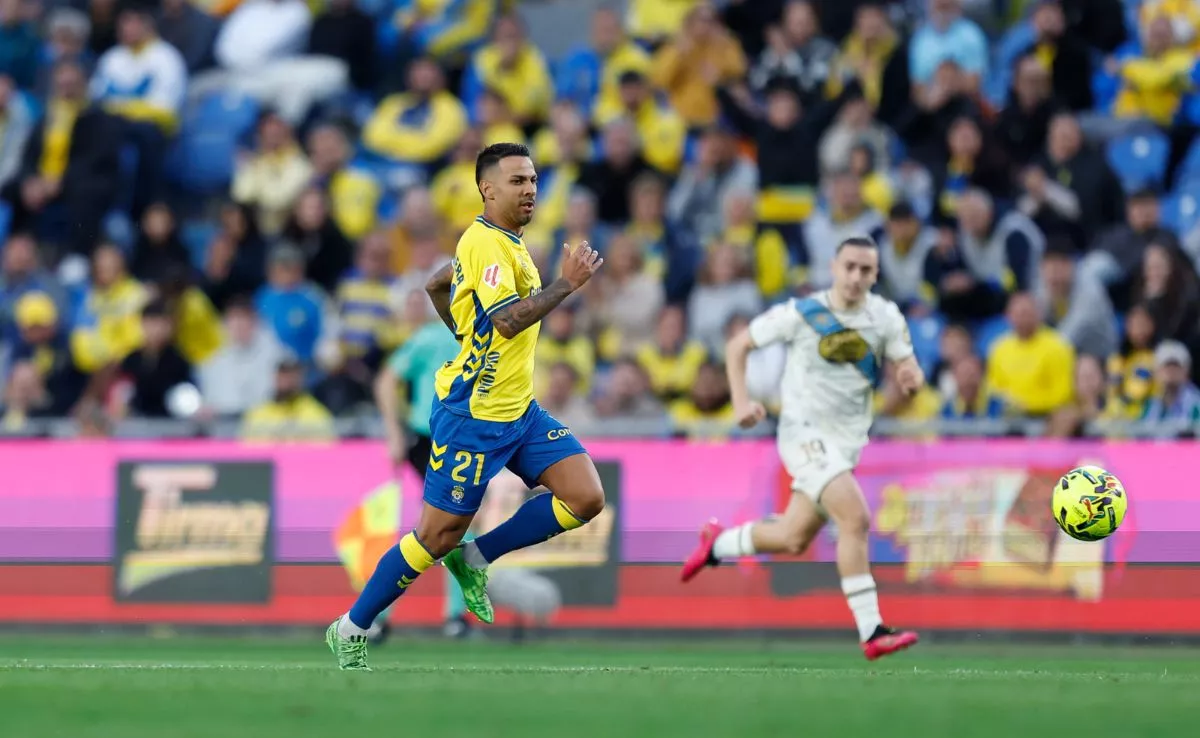 Jonathan Viera durante el encuentro entre La UD Las Palmas y el Deportivo de La Coruña en Gran Canaria. /Redes