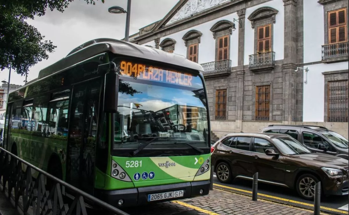 Guagua urbana de Santa Cruz. /Ayuntamiento de SC
