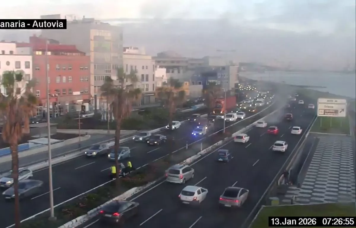 Un choque en la GC 1 genera largas colas en la Avenida Marítima de Las Palmas de Gran Canaria