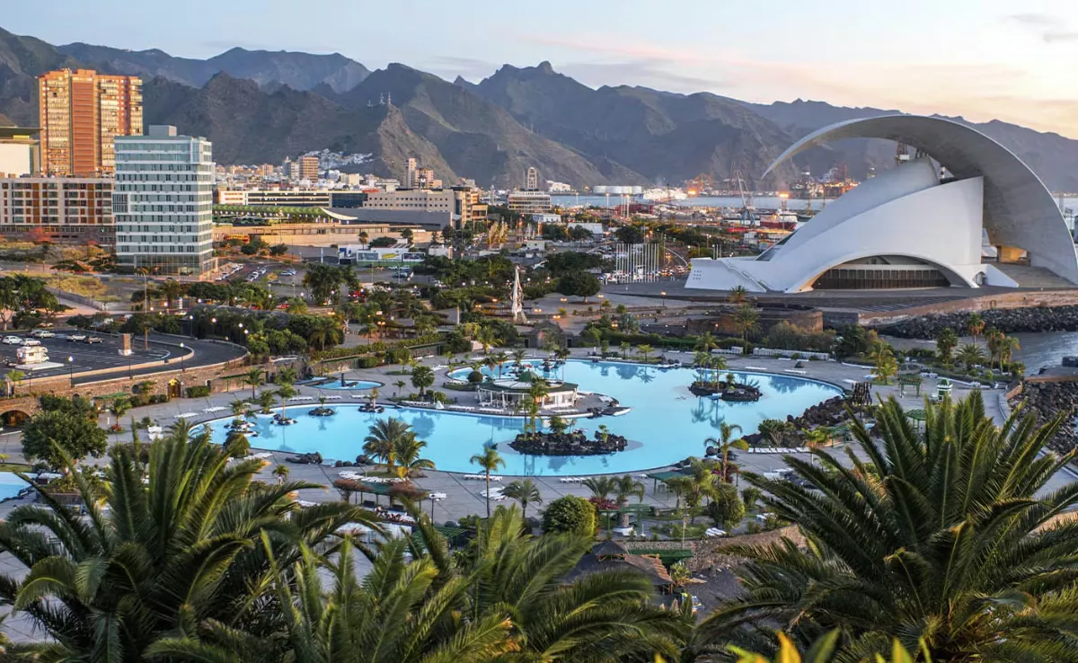 Panorámica de Santa Cruz de Tenerife / TURISMO DE ESPAÑA