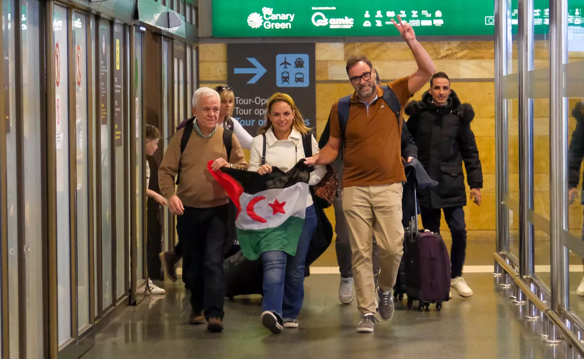 Las autoridades de Marruecos han impedido este martes desembarcar en El Aaiún, la capital del Sahara Occidental, a la diputada de Podemos Noemí Santana y al consejero Carmelo Ramírez / EFE - ÁNGEL MEDINA G. 