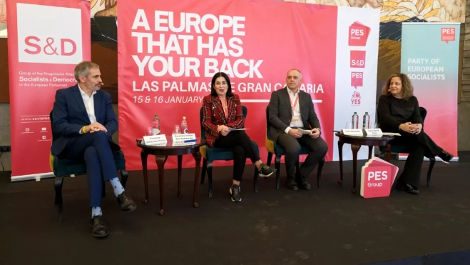 Imagen del encuentro entre socialistas europeos / EFE - ÁNGEL MEDINA G.