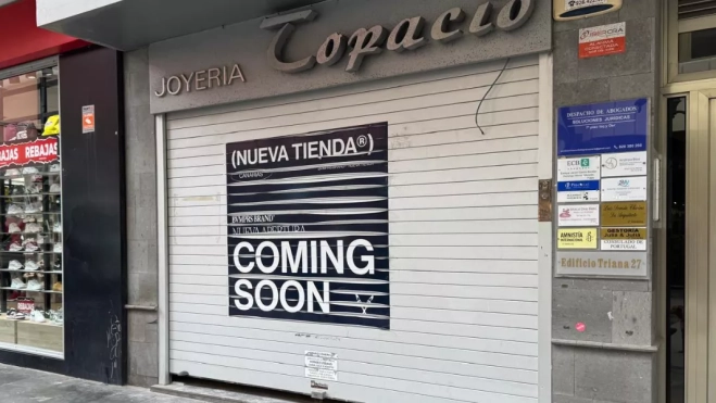 Imagen de la tienda de moda Bumpers Brand en la calle Triana de Las Palmas de Gran Canaria / AH