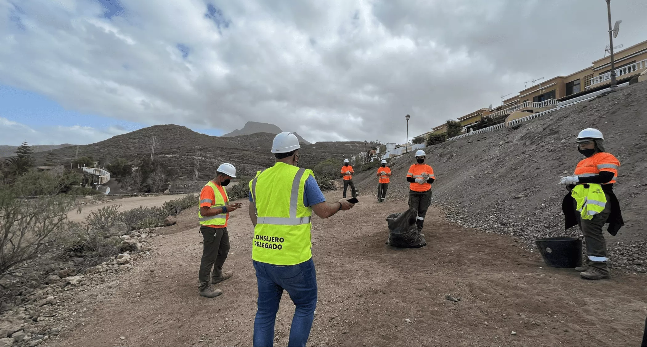 Operarios de Gesplan en una obra pública. / AH
