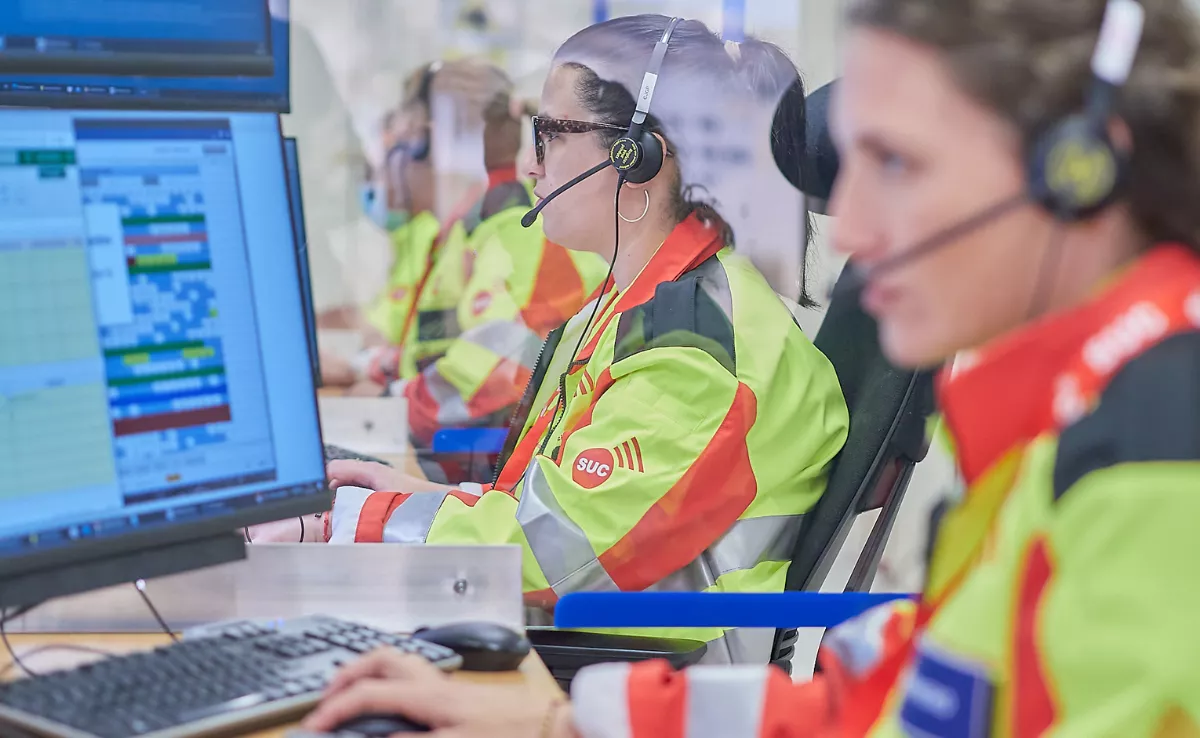 Imagen de dos trabajadoras del 112 Canarias / 112 CANARIAS