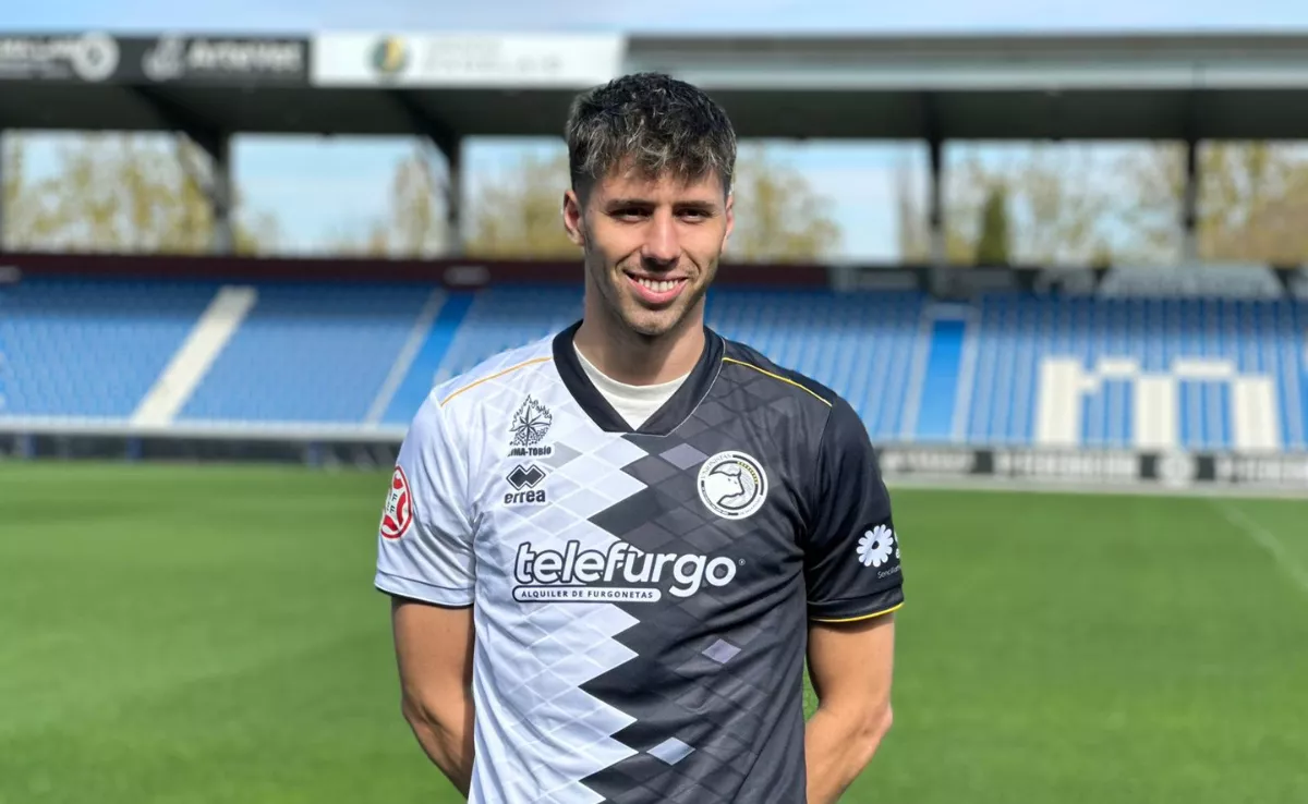 El  CD Tenerife ficha al delantero uruguayo Gastón Valles, que llega del Unionistas de Salamanca./ UNIONISTAS