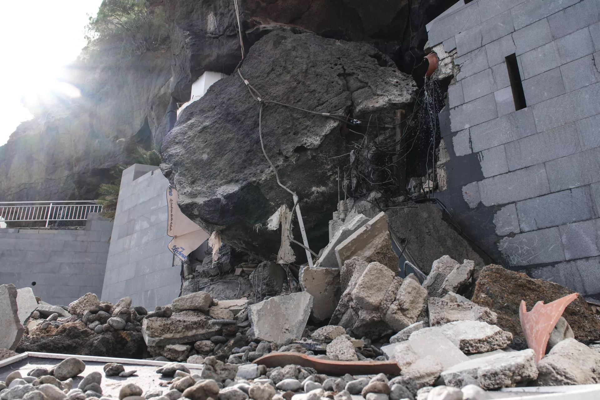 Imagen del desprendimiento en El Rosario, Tenerife. / EFE - ALBERTO VALDÉS
