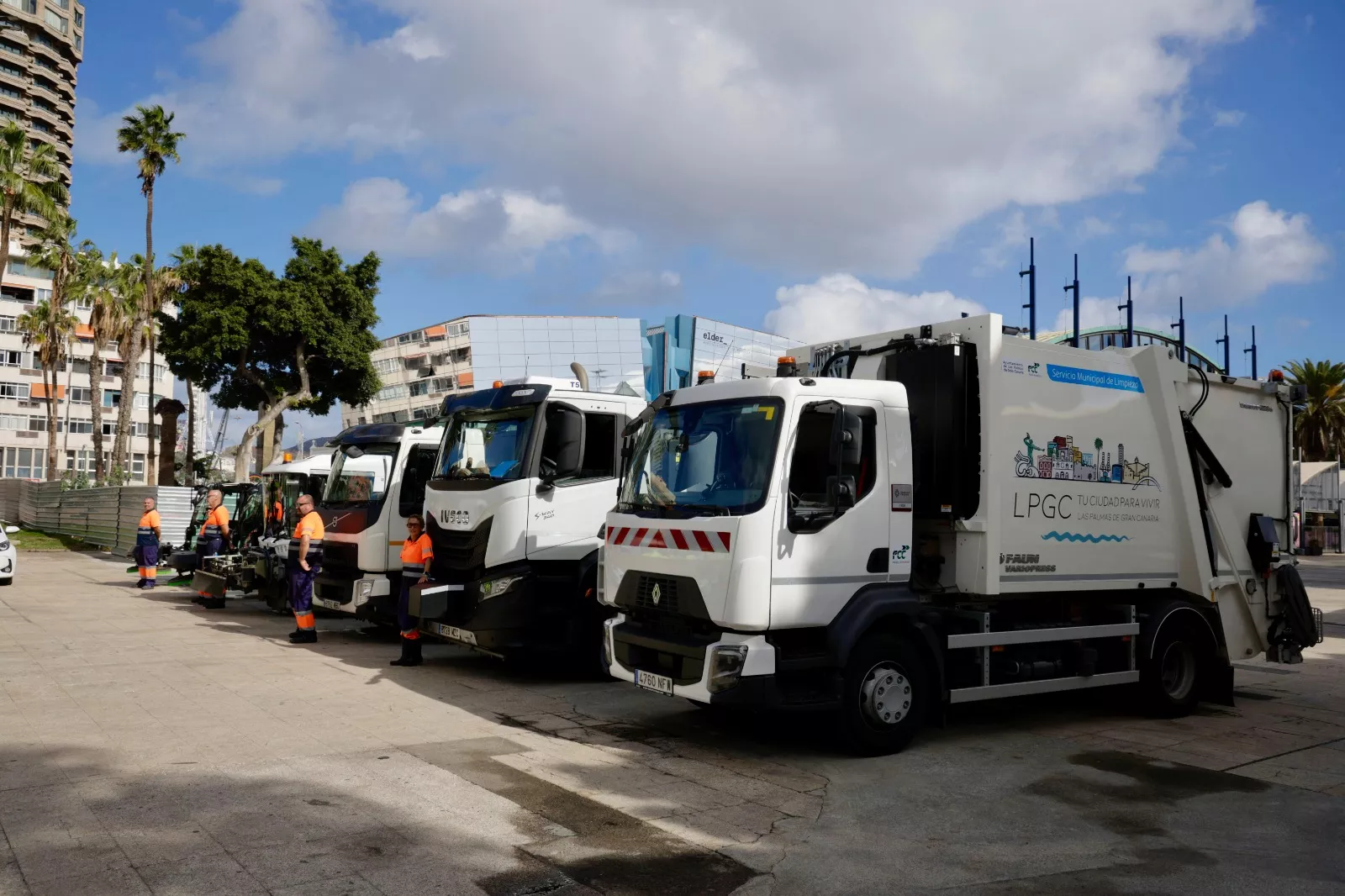 Nuevos vehículos del servicio de limpieza. AYUNTAMIENTO LPA