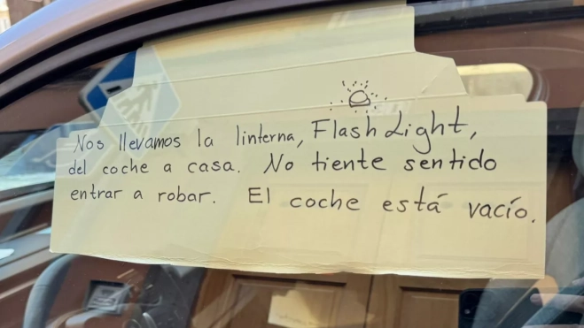 Imagen del mensaje en el vehículo / AH