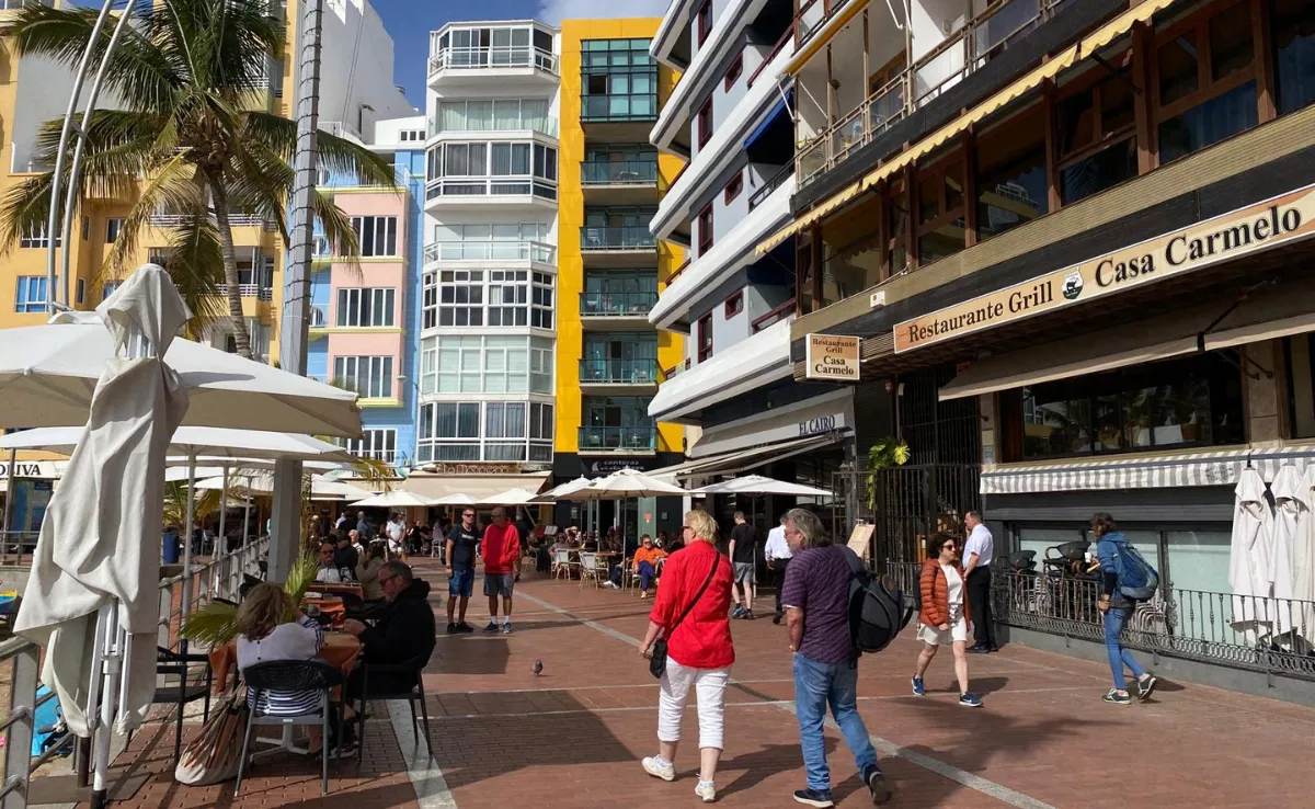 Zona de La Puntilla donde suelen ponerse músicos callejeros / ARIADNA MARTÍNEZ - ATLÁNTICO HOY