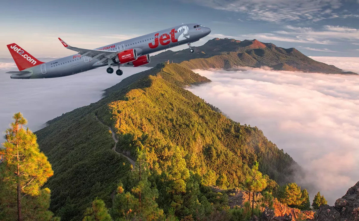 Imagen de la isla de La Palma y un avión de Jet2.com / TURISMO DE ESPAÑA - AH