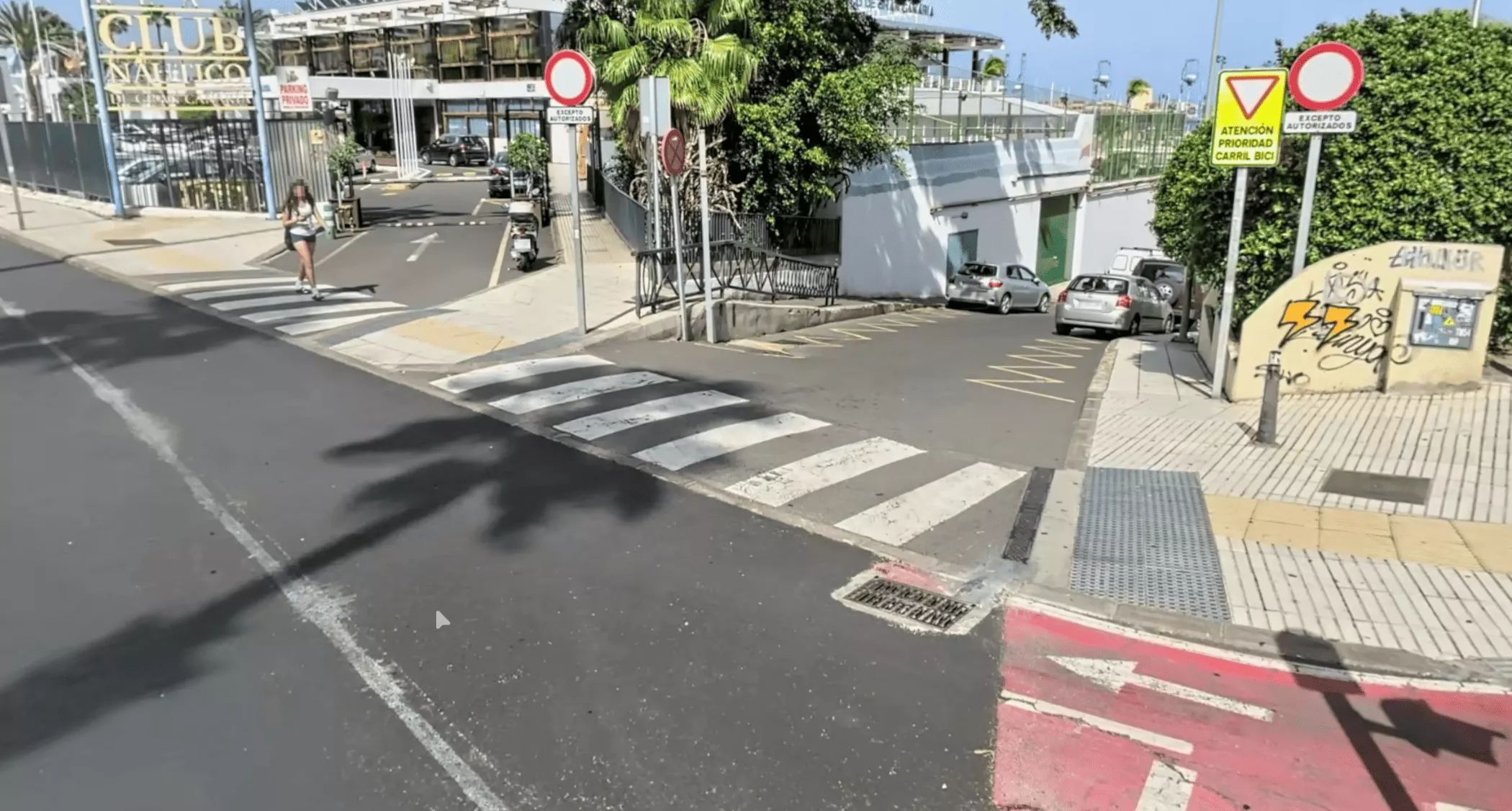 El Ayuntamiento de Las Palmas de Gran Canaria deberá indemnizar con 2.209 euros por una caída en el carril bici. En la imagen, lugar en el que tuvo el accidente. / AH
